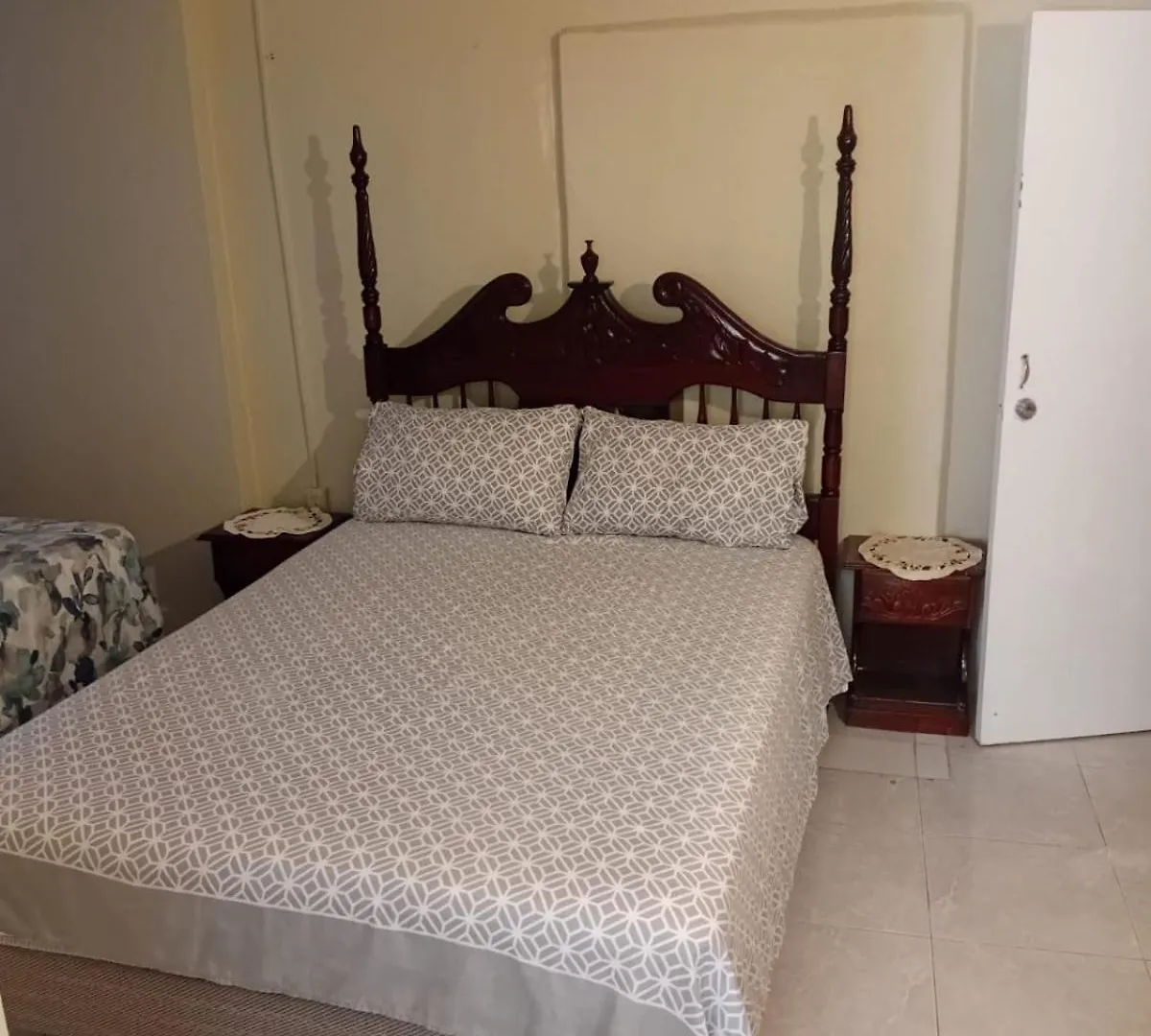 Doug Manor Flat 2 Apartman Portmore Jamaica