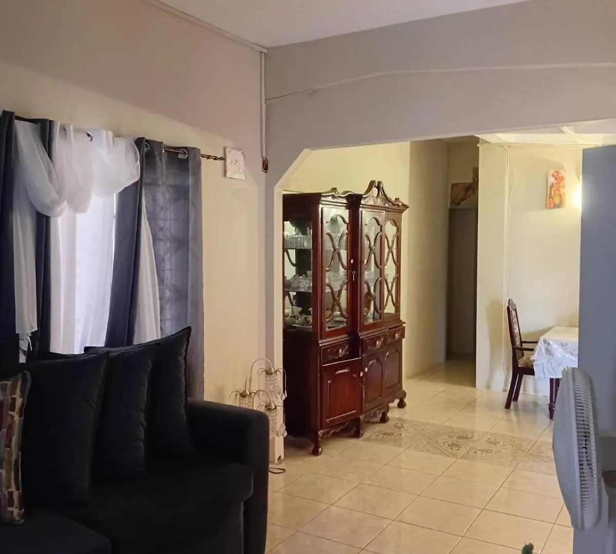 Doug Manor Flat 2 Apartman Portmore 0*,  Jamaica